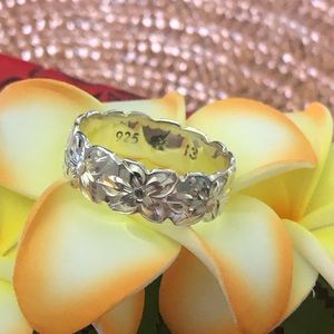 Hawaiian Flower Ring Size 13